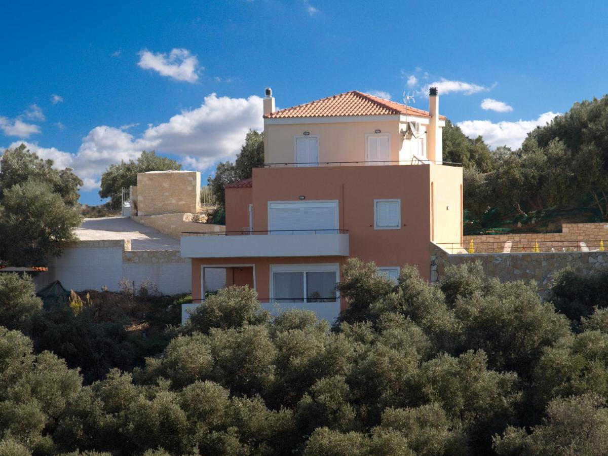 Olive Tree Hillside Apartment สตาโลส ภายนอก รูปภาพ