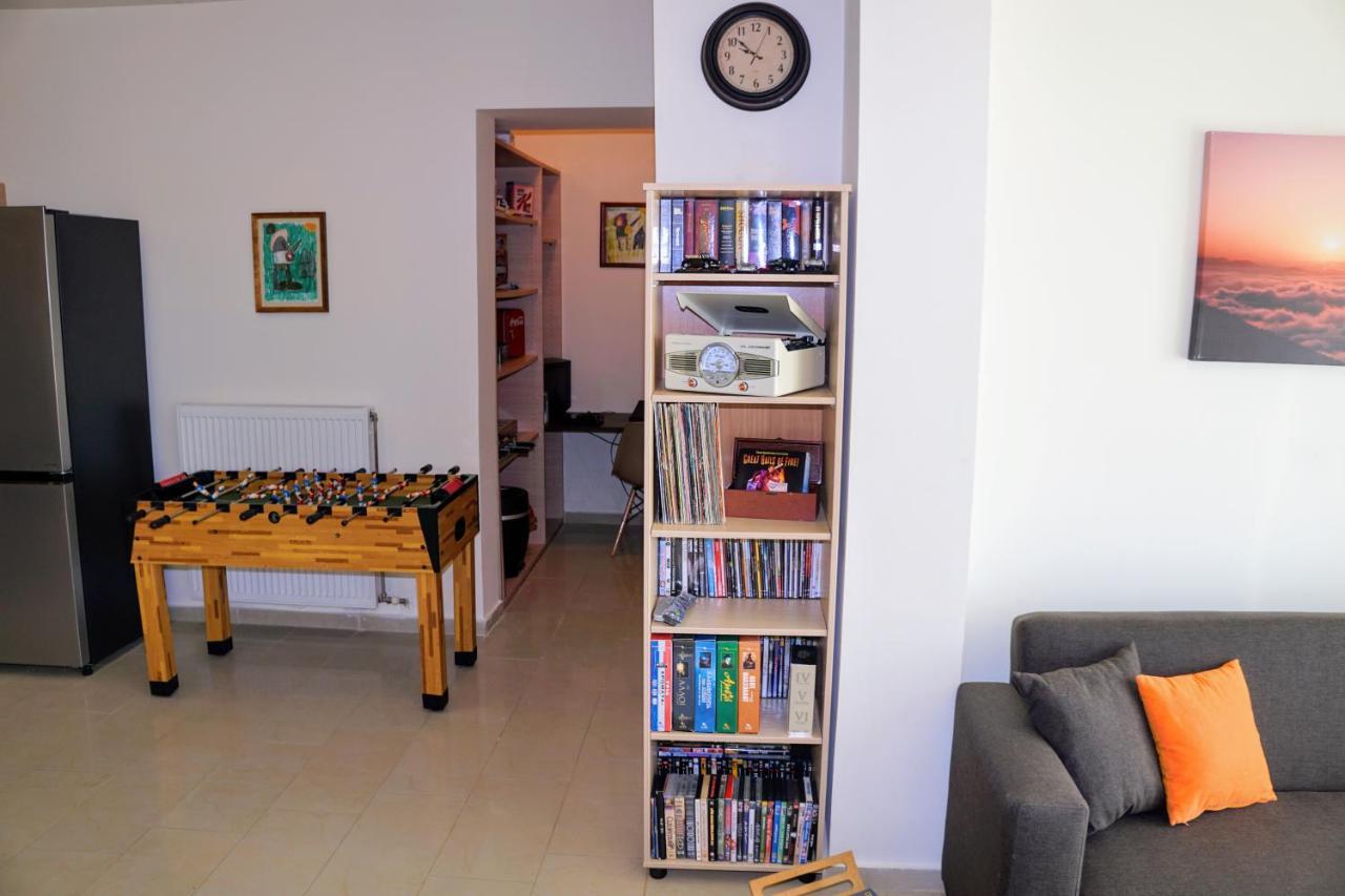Olive Tree Hillside Apartment สตาโลส ภายนอก รูปภาพ